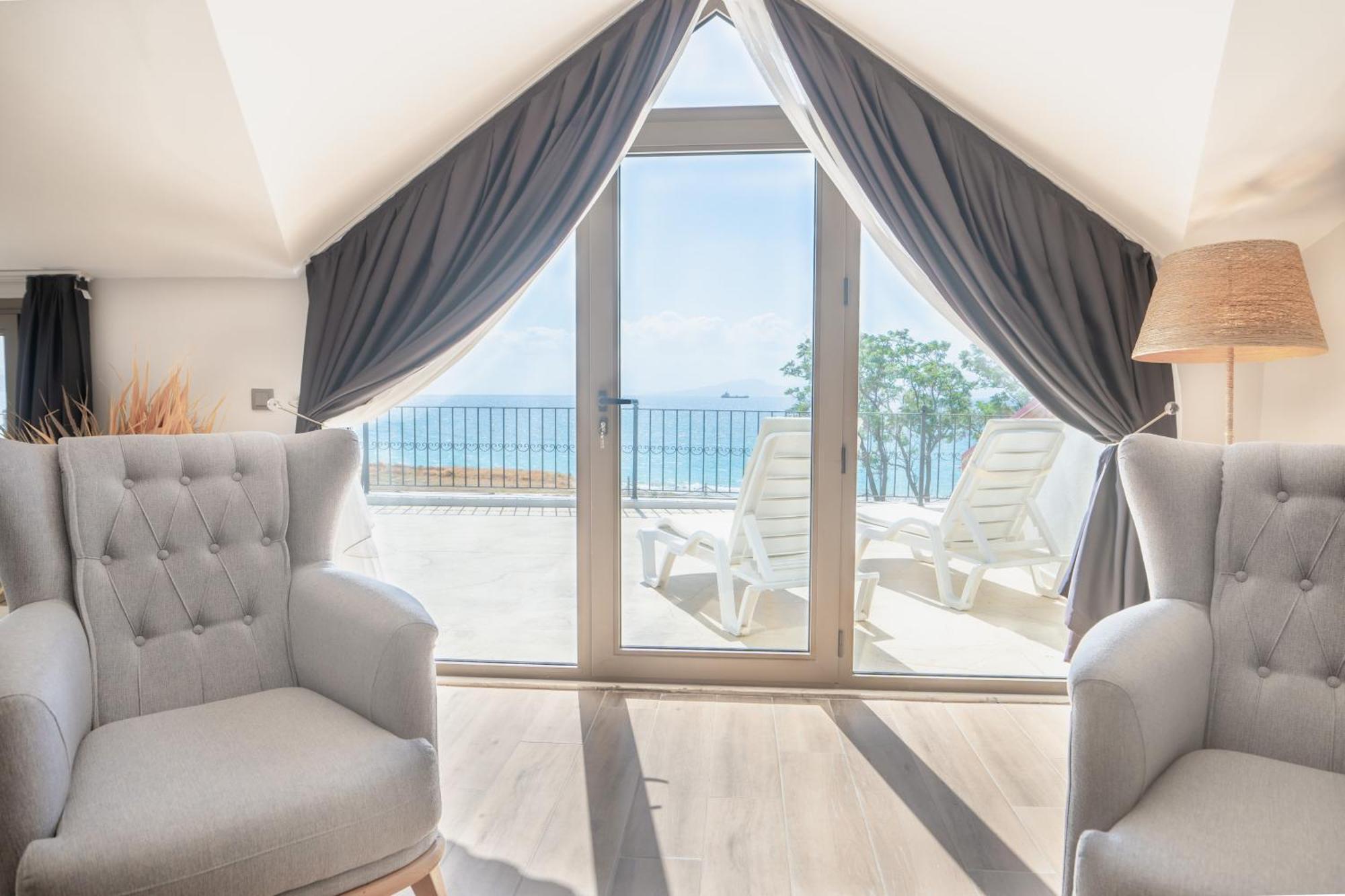 Feri Surf Club Hotel Datca Bagian luar foto