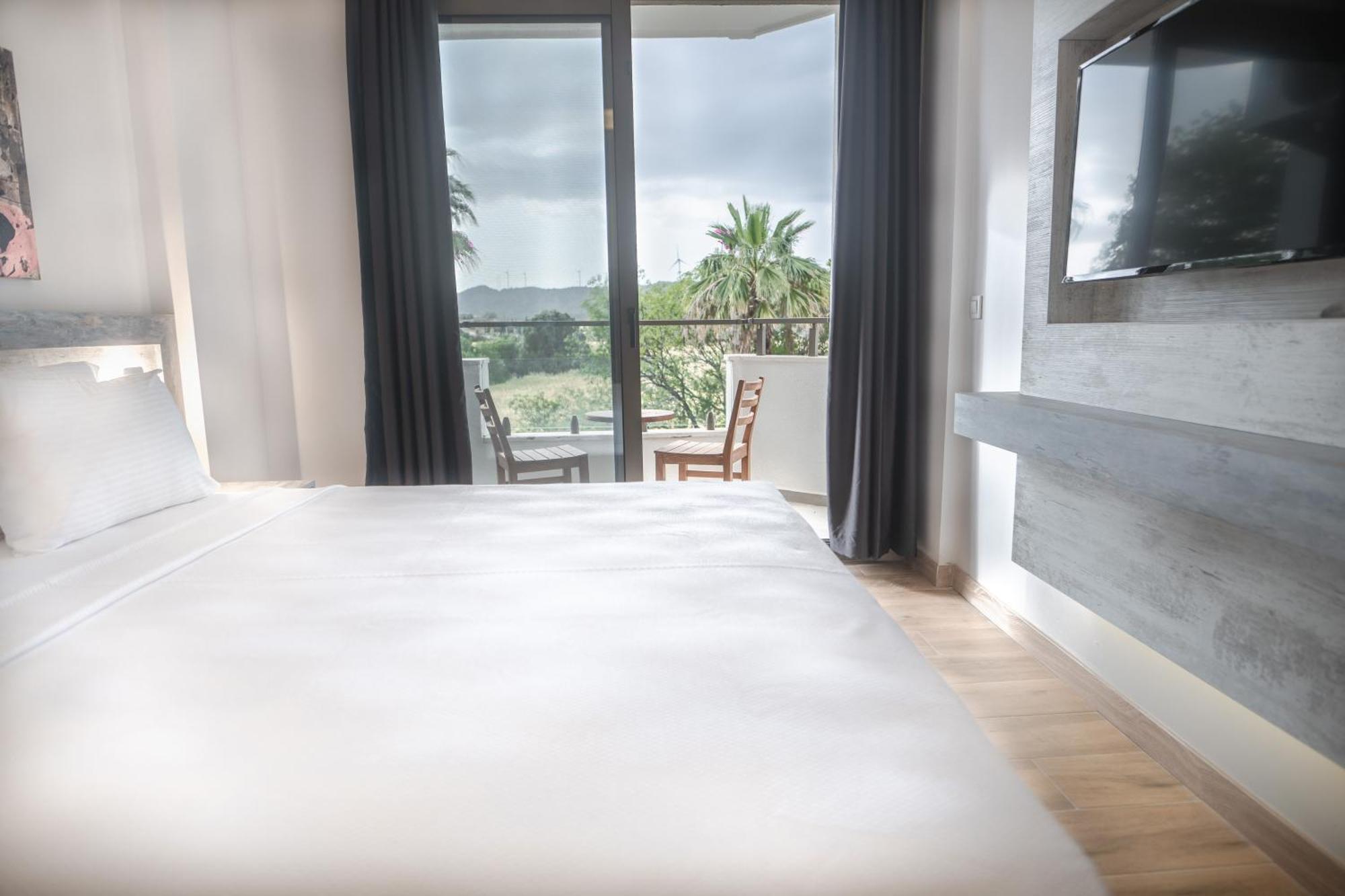 Feri Surf Club Hotel Datca Bagian luar foto