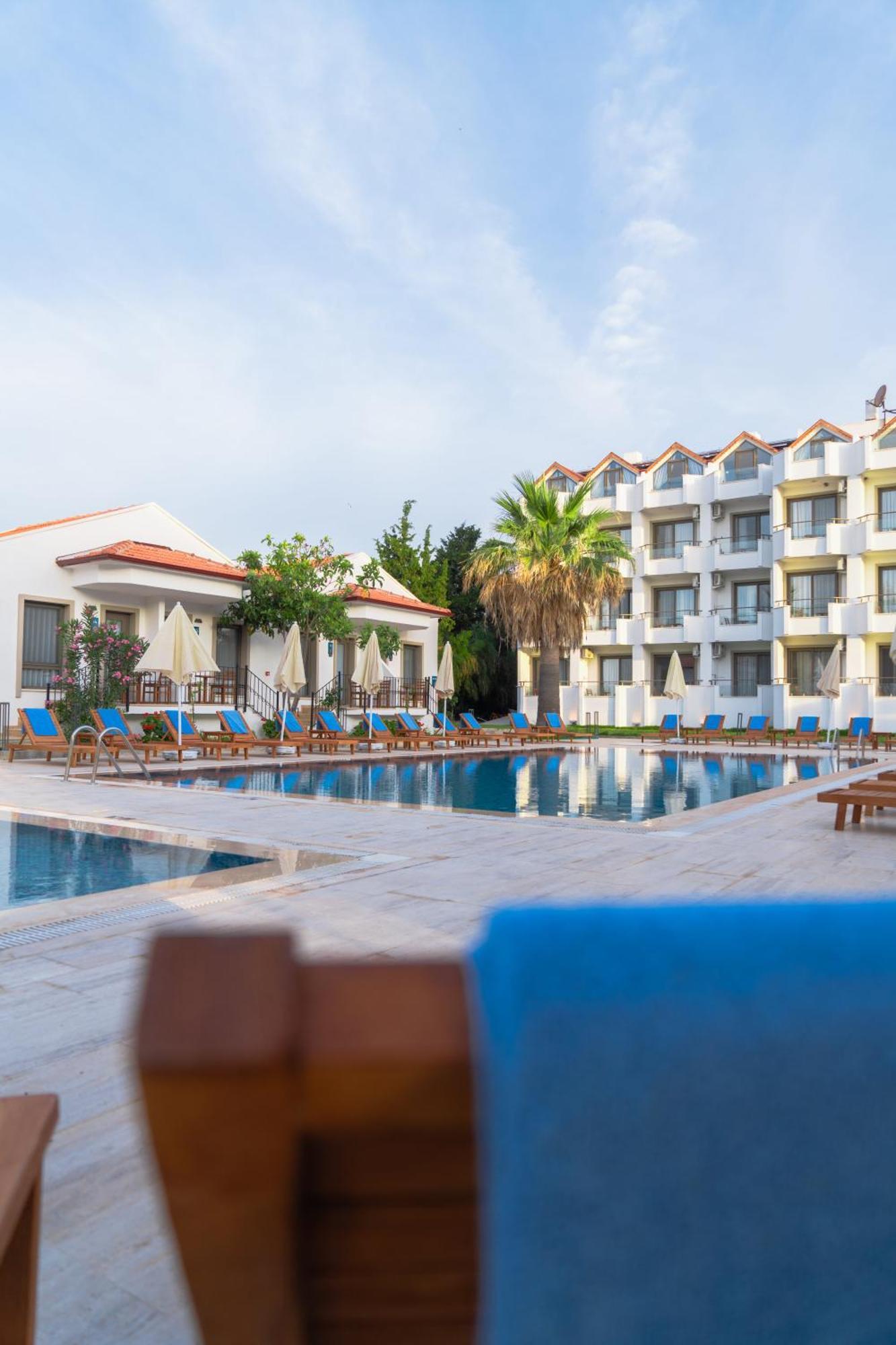Feri Surf Club Hotel Datca Bagian luar foto
