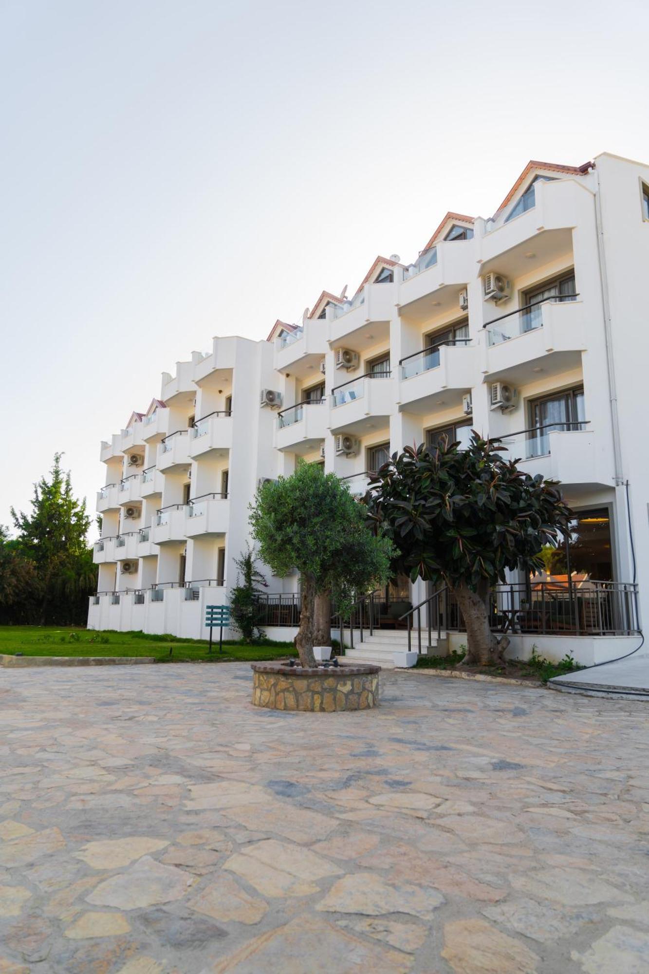 Feri Surf Club Hotel Datca Bagian luar foto