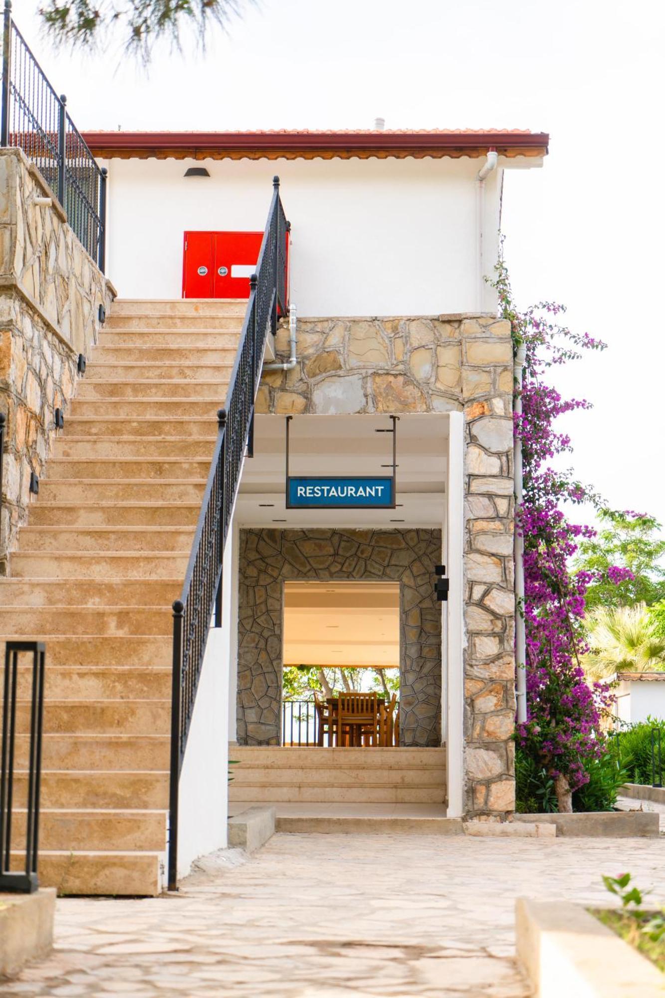 Feri Surf Club Hotel Datca Bagian luar foto