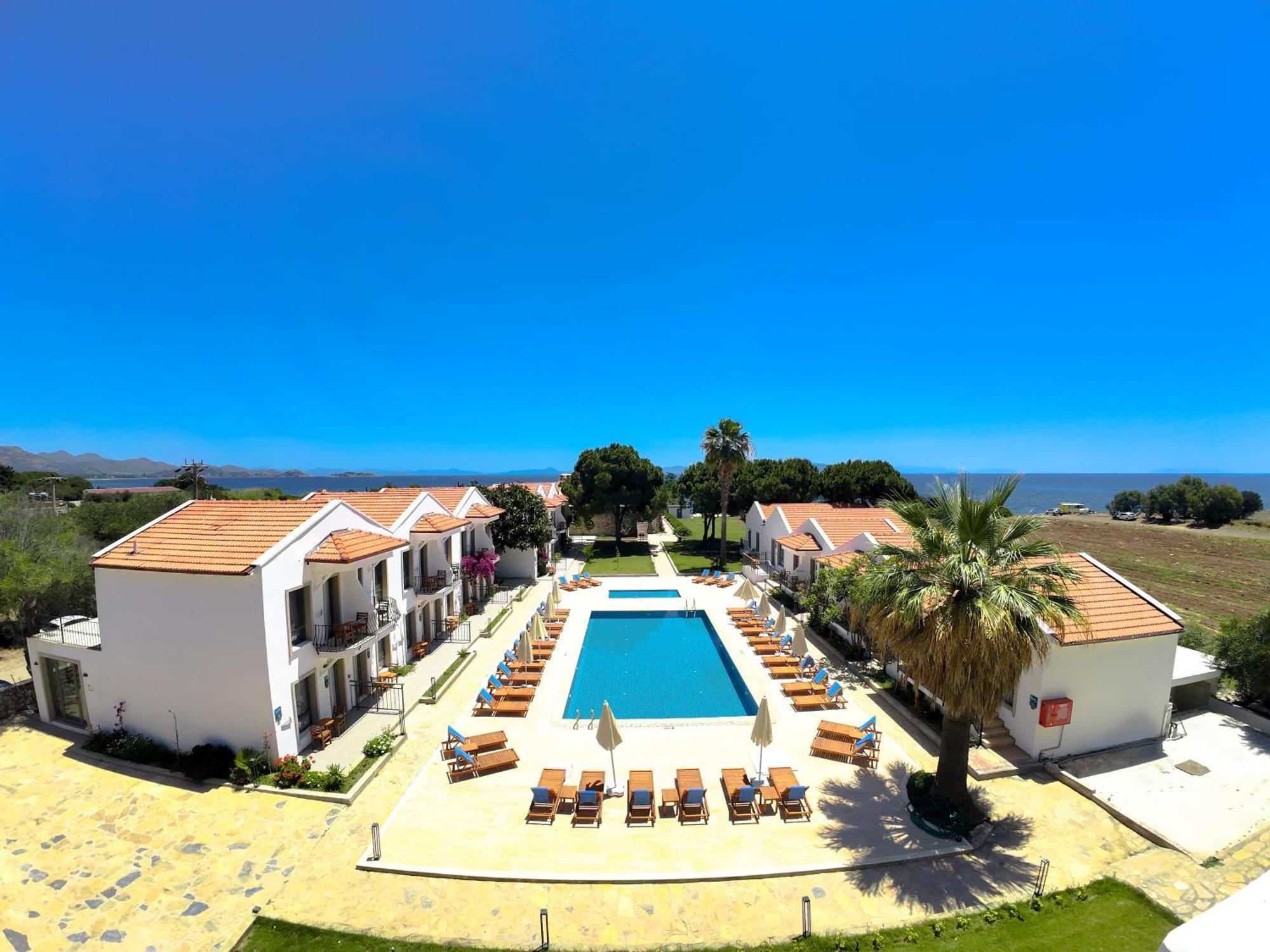 Feri Surf Club Hotel Datca Bagian luar foto